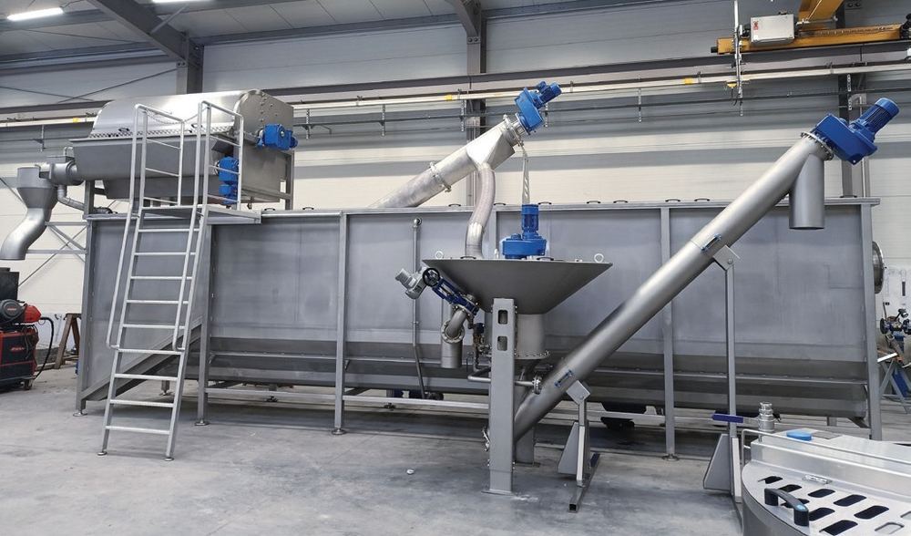 Mechanical treatment unit